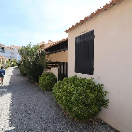 Maison P2 Mezzanine, Terrasse, Proche Et Commerces, Parking Securise Au Grau-du-roi - Fr-1-307-142 * Le Grau-du-Roi