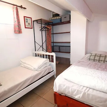 Maison P2 Mezzanine, Terrasse, Proche Et Commerces, Parking Securise Au Grau-du-roi - Fr-1-307-142 Lägenhet *